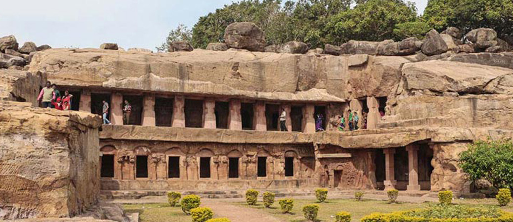 khandagiri-caves